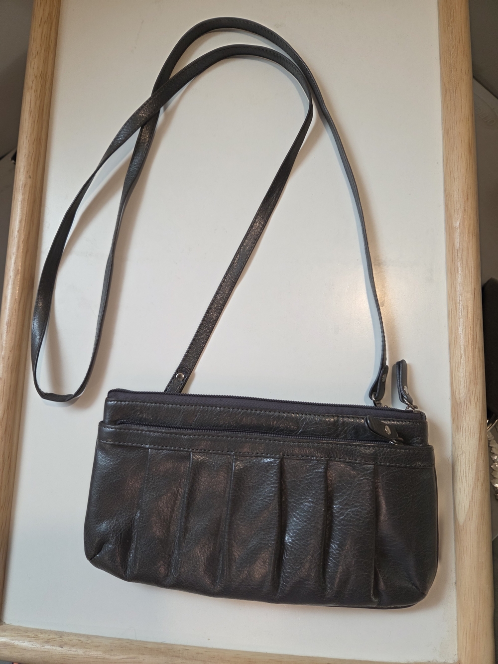 Danier Charcoal Grey Genuine Leather Pleated Crossbody Bag Clutch Purse